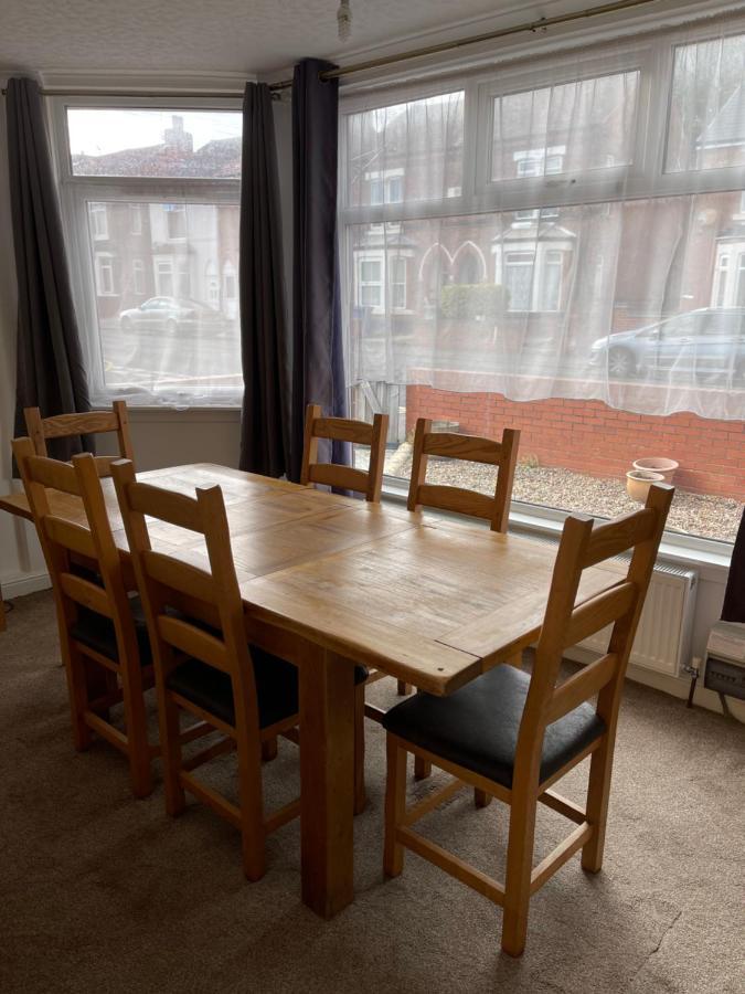 Spacious, Sleeps 17, 3 Bathrooms, Parking, マンスフィールド エクステリア 写真