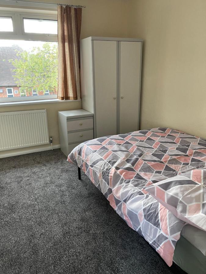 Spacious, Sleeps 17, 3 Bathrooms, Parking, マンスフィールド エクステリア 写真
