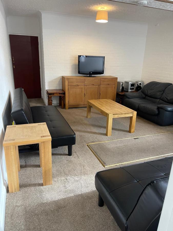 Spacious, Sleeps 17, 3 Bathrooms, Parking, マンスフィールド エクステリア 写真