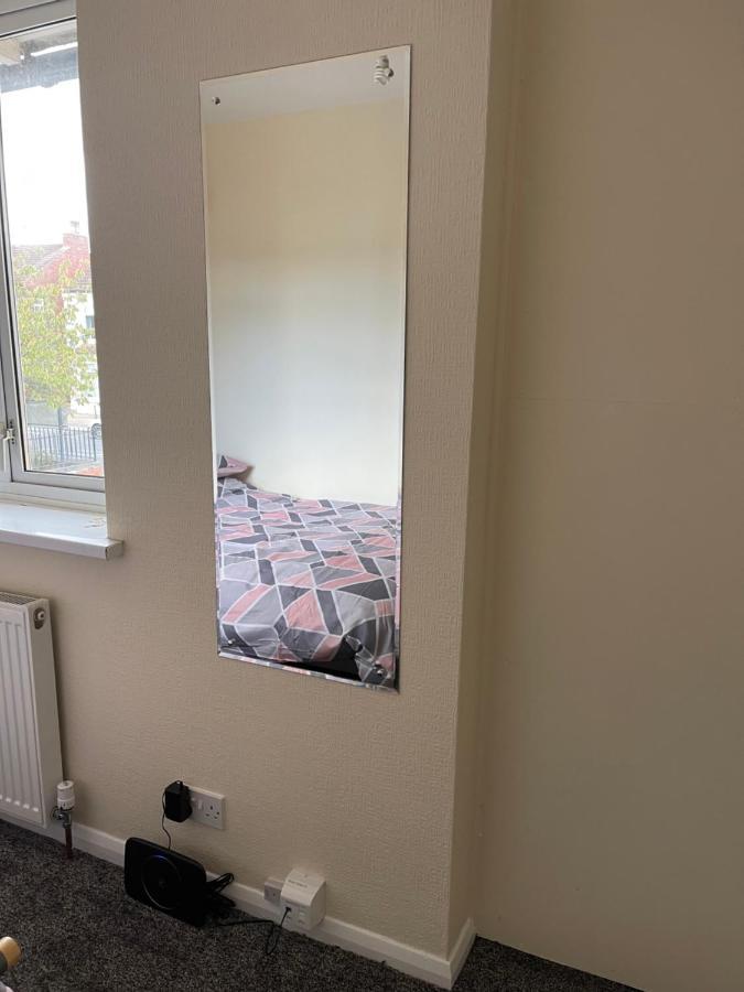 Spacious, Sleeps 17, 3 Bathrooms, Parking, マンスフィールド エクステリア 写真