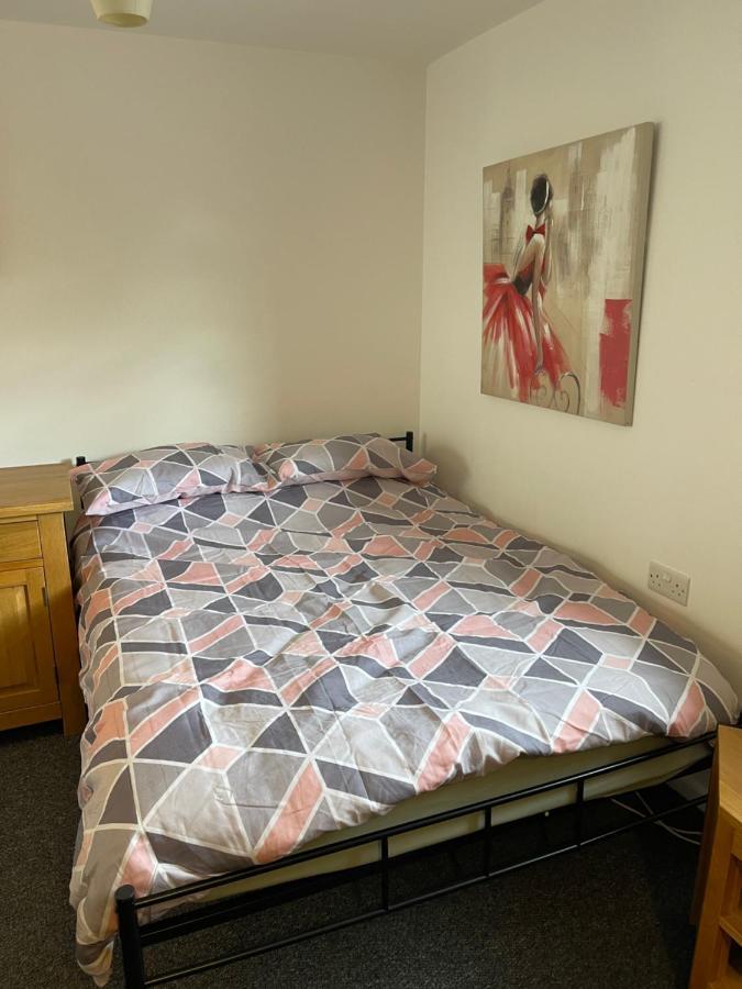 Spacious, Sleeps 17, 3 Bathrooms, Parking, マンスフィールド エクステリア 写真